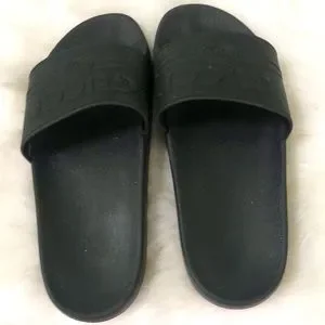 Gucci | Shoes | Gucci Mens Us Black Slide Sandals  display picture 1